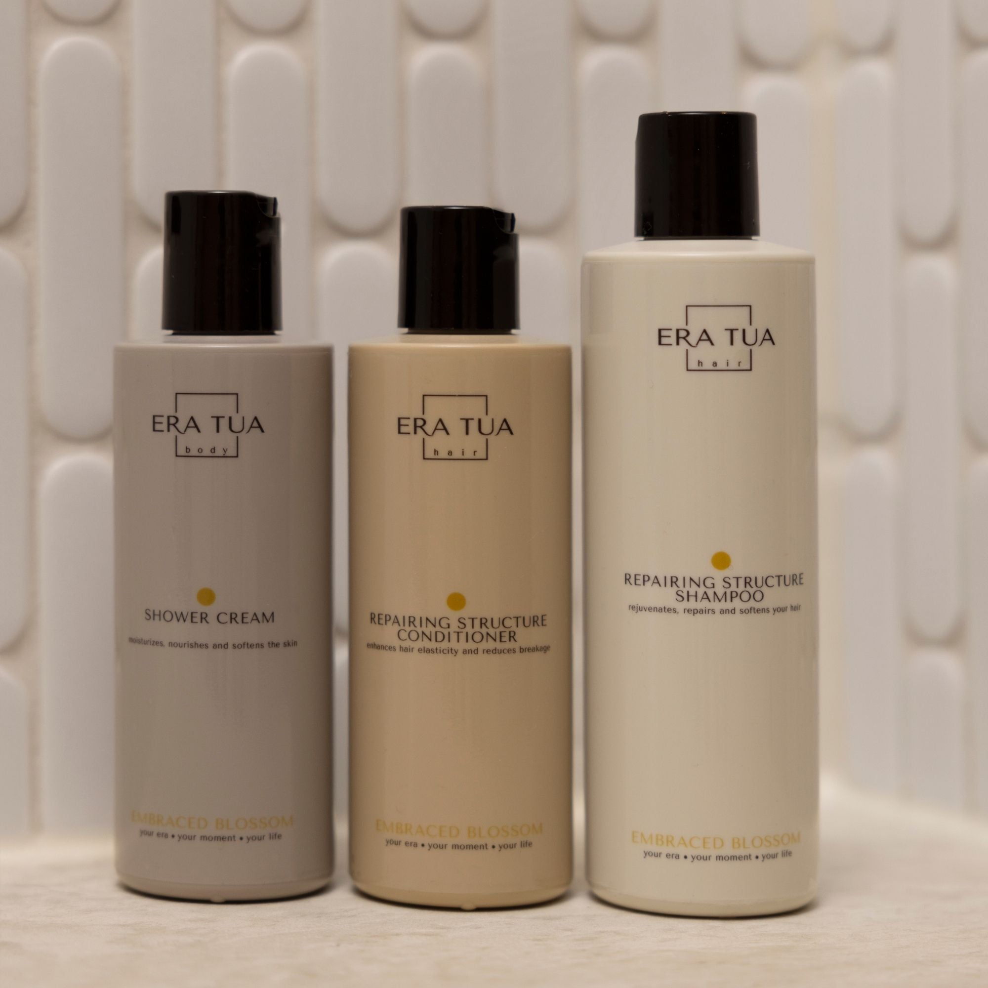 Embraced Blossom Repairing Structure Shampoo