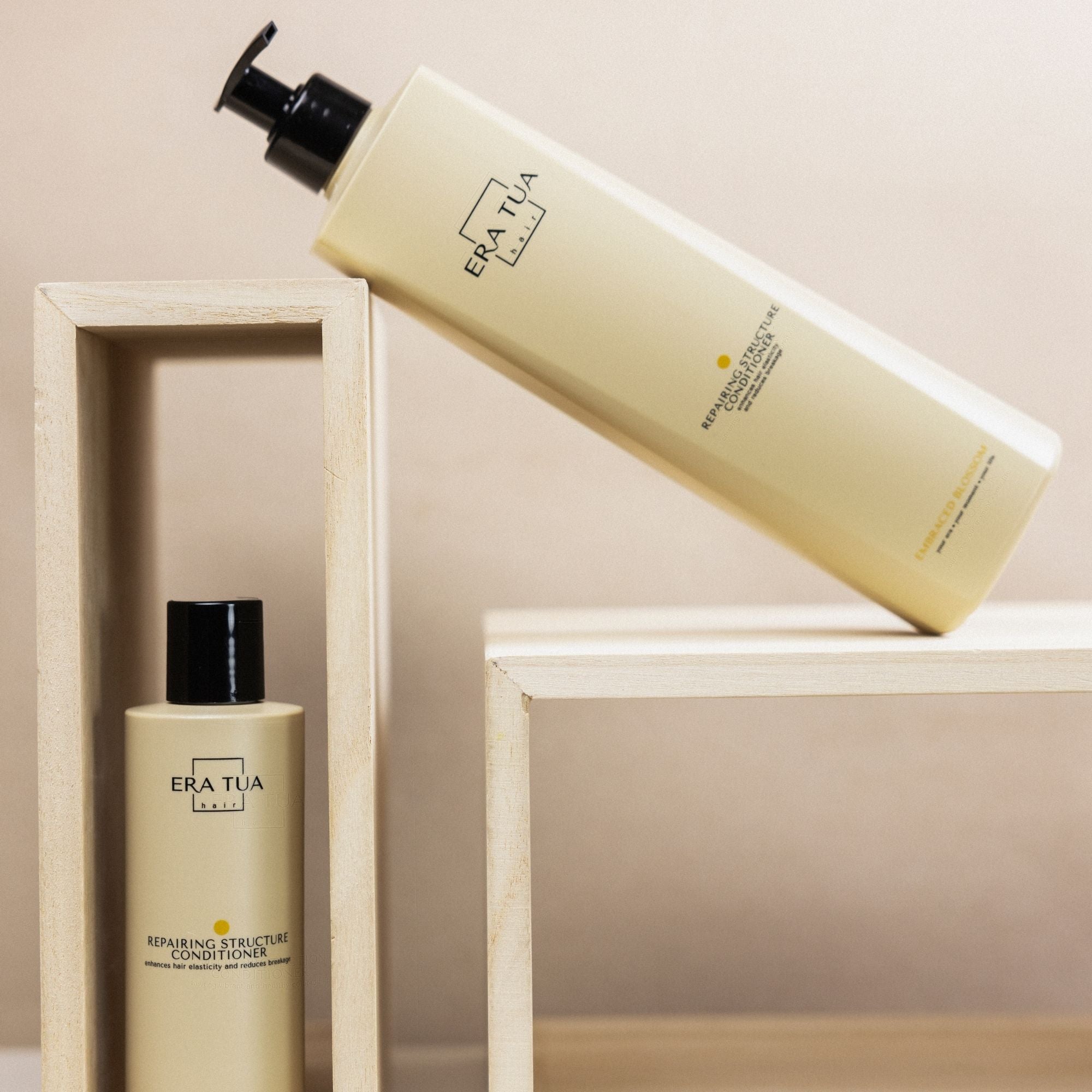 Embraced Blossom Repairing Structure Conditioner